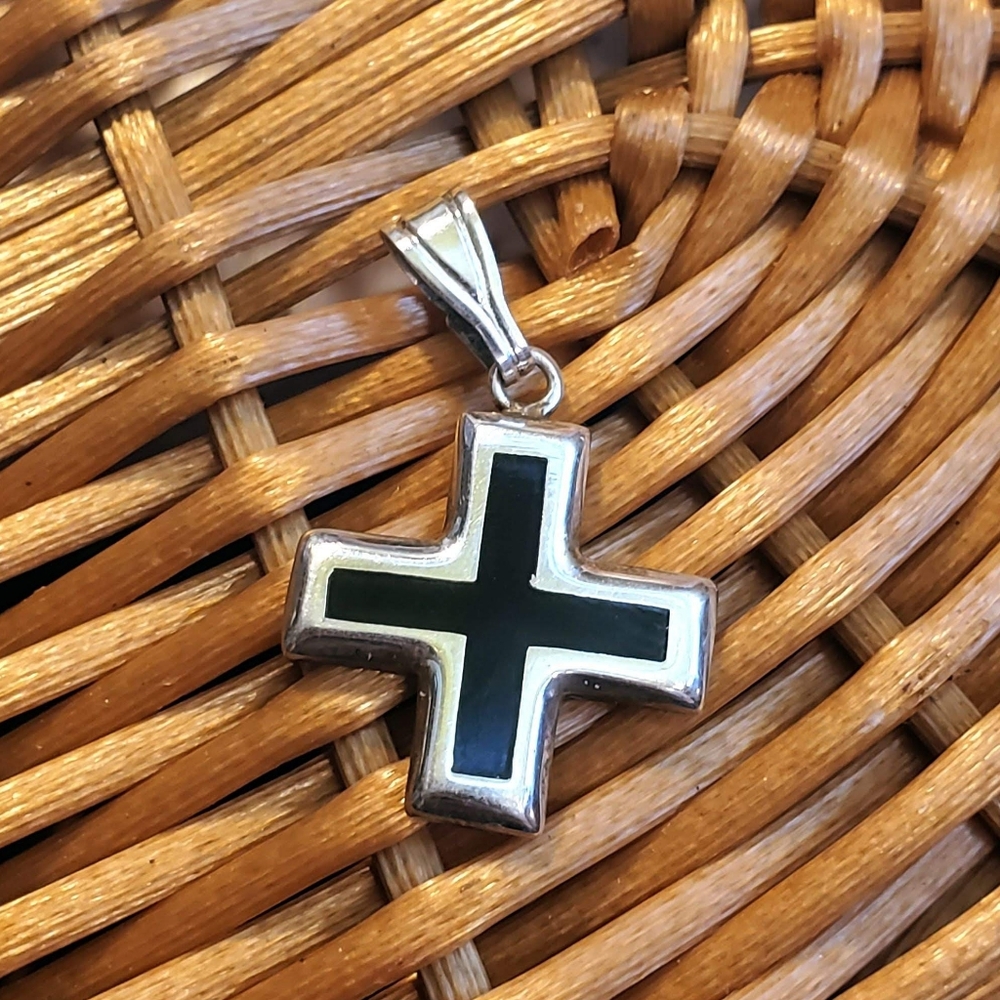 Stamped 925 Sterling Silver Black Onyx Stone Enamel Plus Maltese Cross Pendant